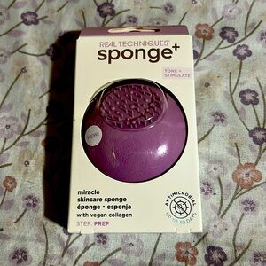 🆕🆕BRAND NEWW (2) “REAL TECHNIQUES” SPONGES